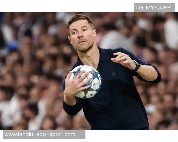 西媒称塞巴略斯为阿隆索挖掘的新克罗斯与魔笛接班人